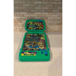 Rare & HTF Ninja Turtle Pin Ball Machine t1